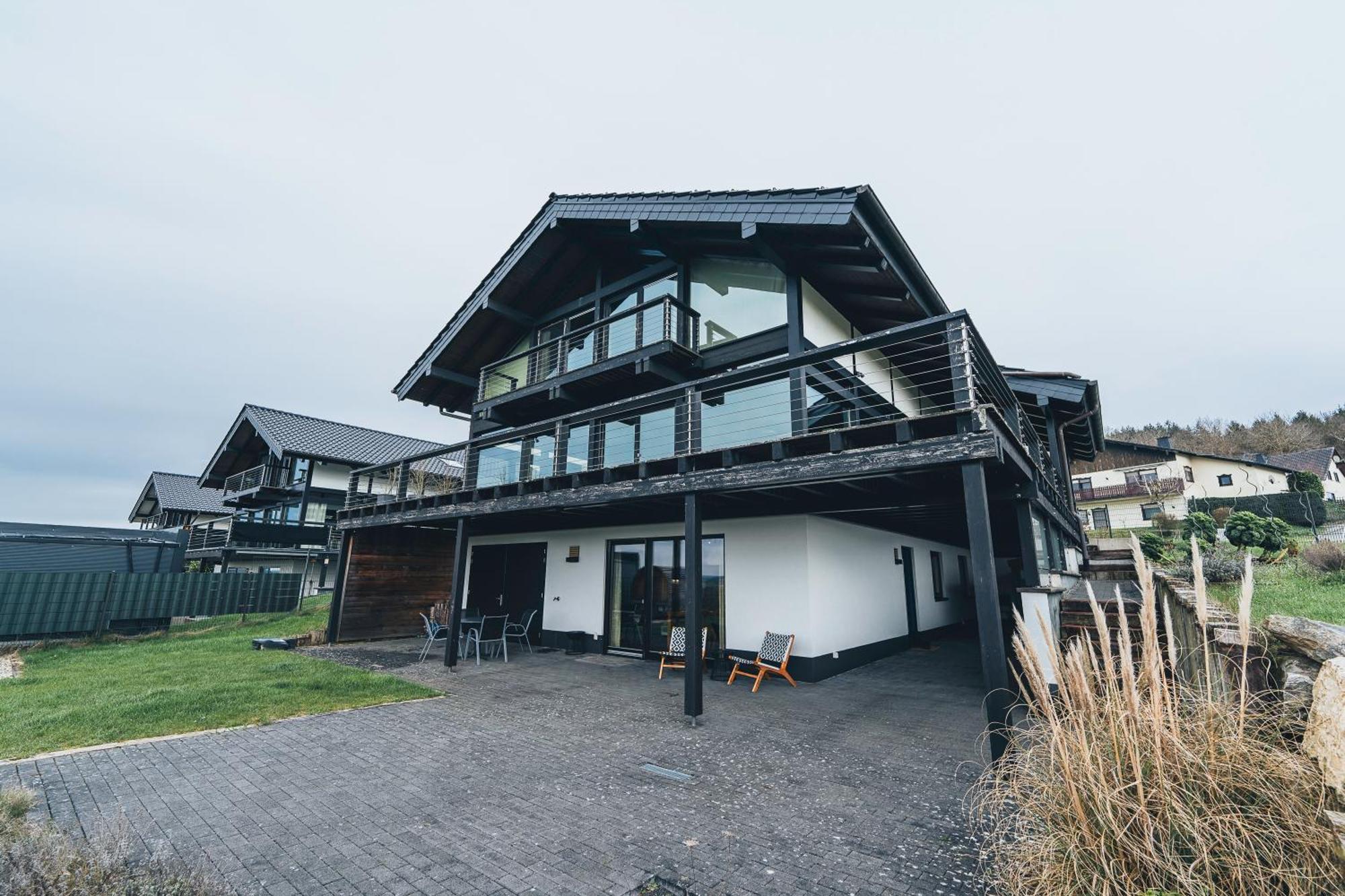 Hunsrück Valley View Apartment with Cedar SAUNA Bruschied Exterior foto